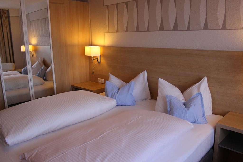 Hotel Gasthof Roessle Stetten am Kalten Markt Szoba fotó